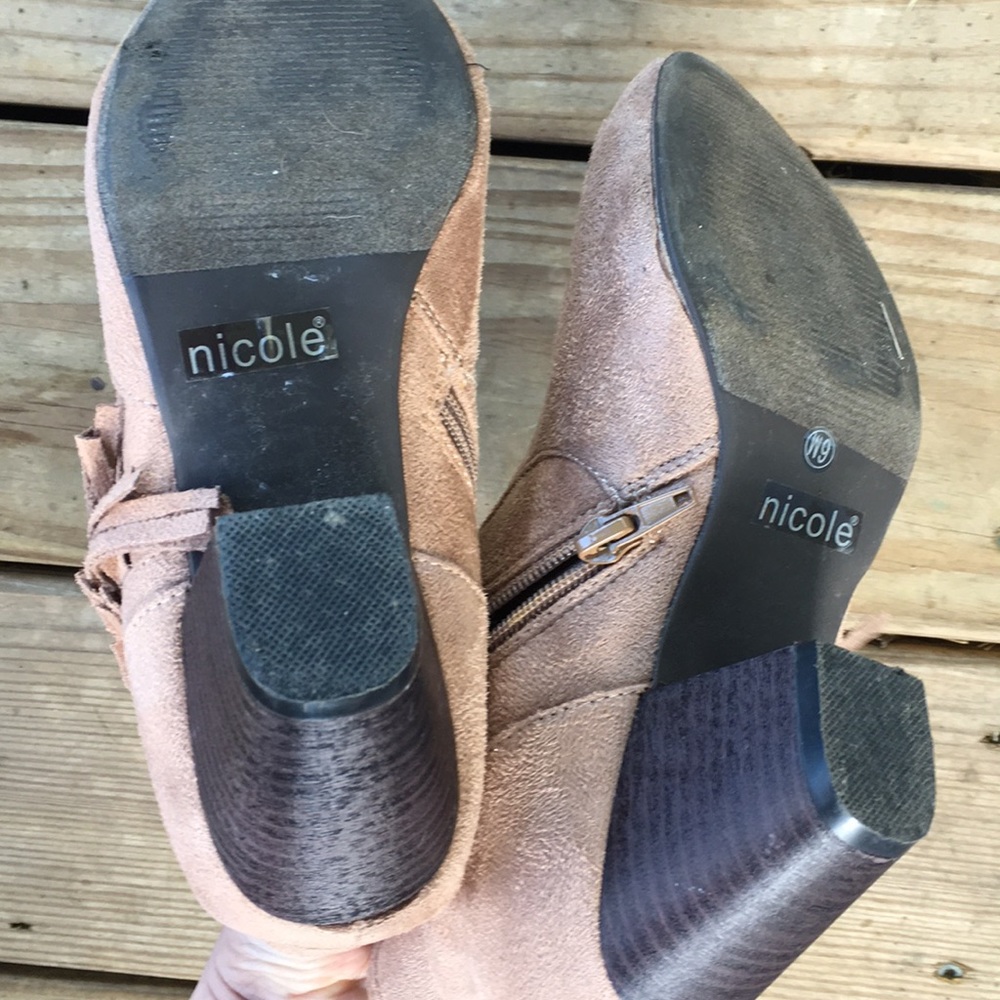 Tan booties - Picture 6 of 6